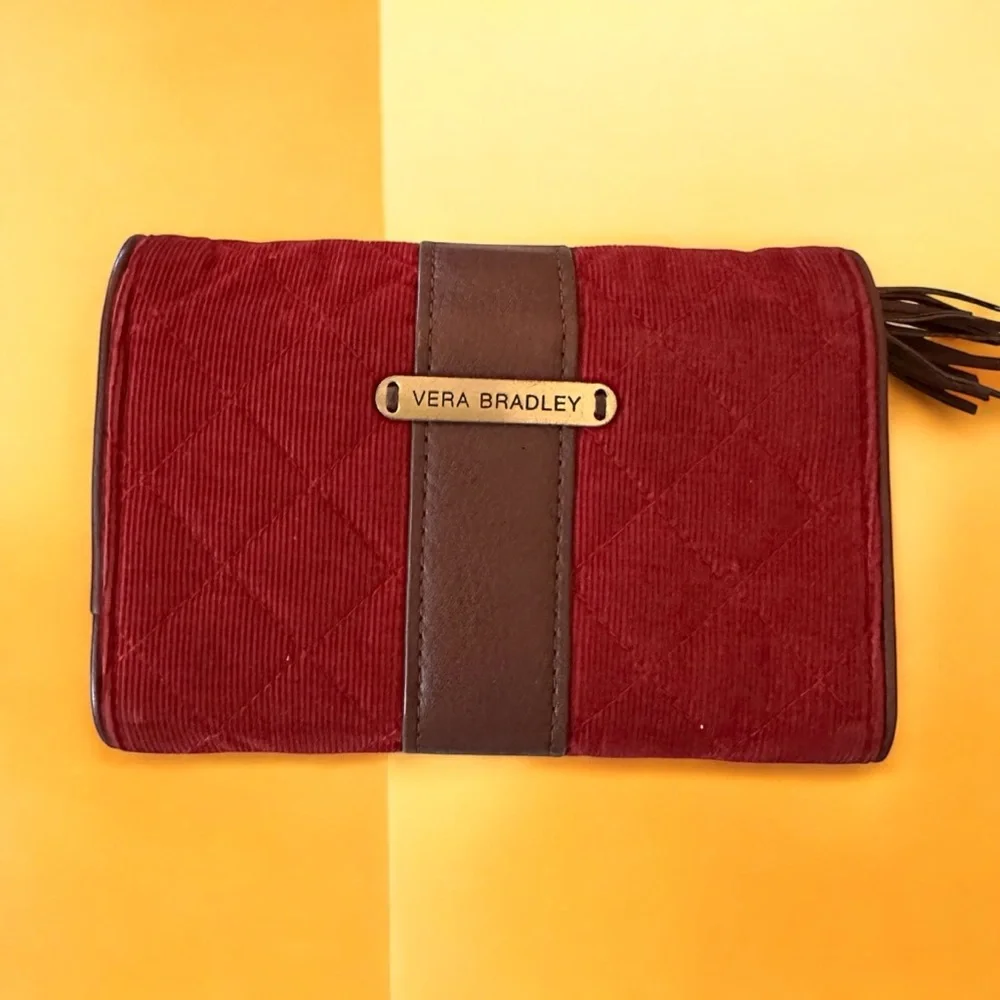 Vera Bradley this wallet